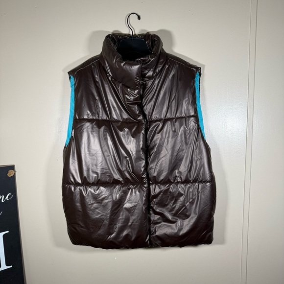 Fabletics Oversized Puffer Vest Brown size Medium - Picture 3 of 9